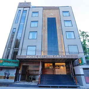 4* ホテル Dolphin Grand